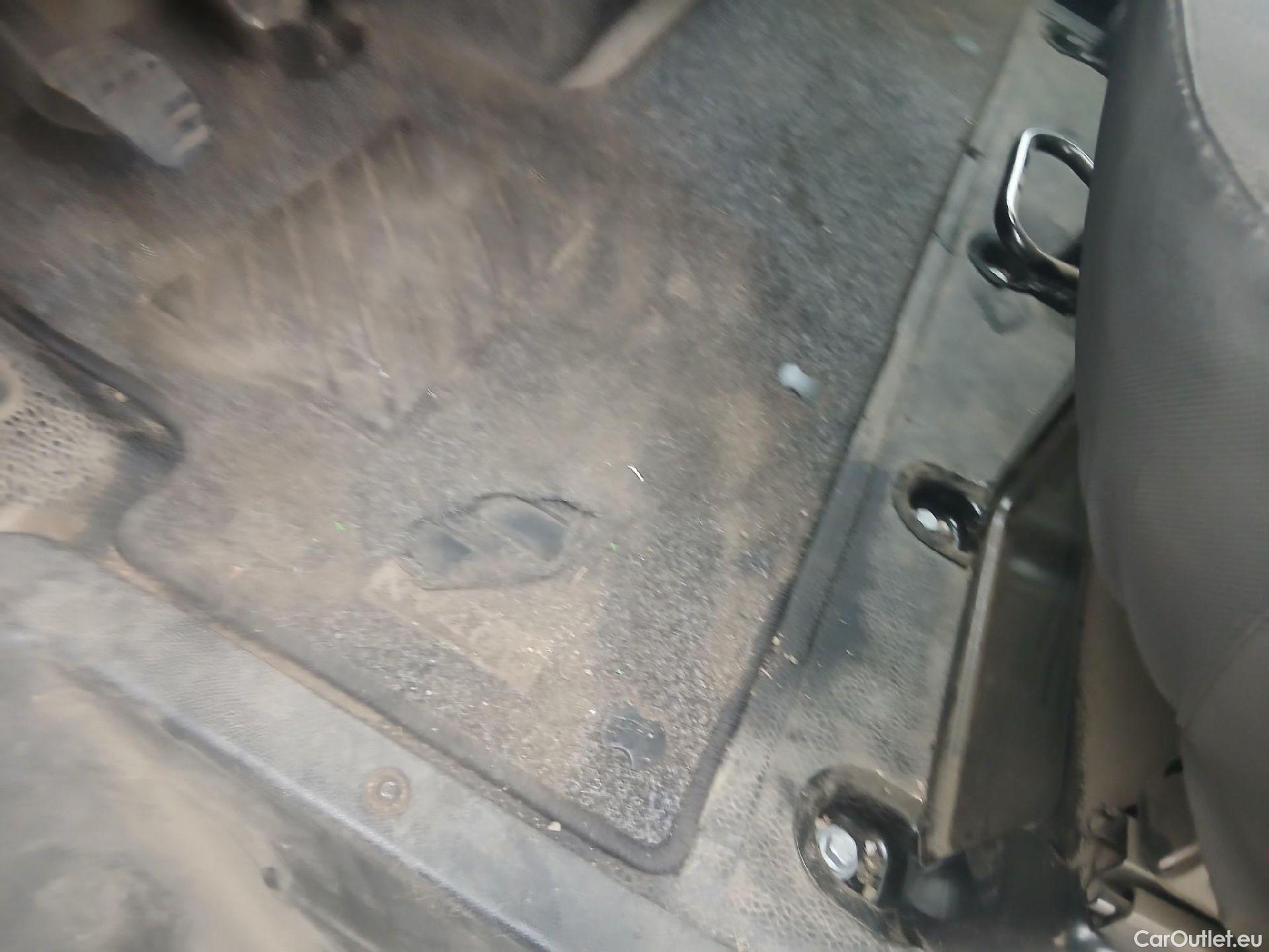  Nissan  NV400 NISSAN  / 2011 / 4P / furgón L2H2 3,5T 2.3dCi 99kW FWD Optima #9