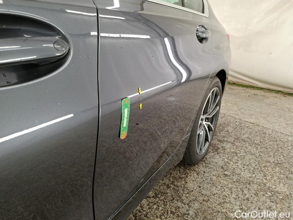  Bmw  Serie 3 BMW Série 3 Berline / 2018 / 4P / Berline 318d 150ch Business Design BVA8 #42