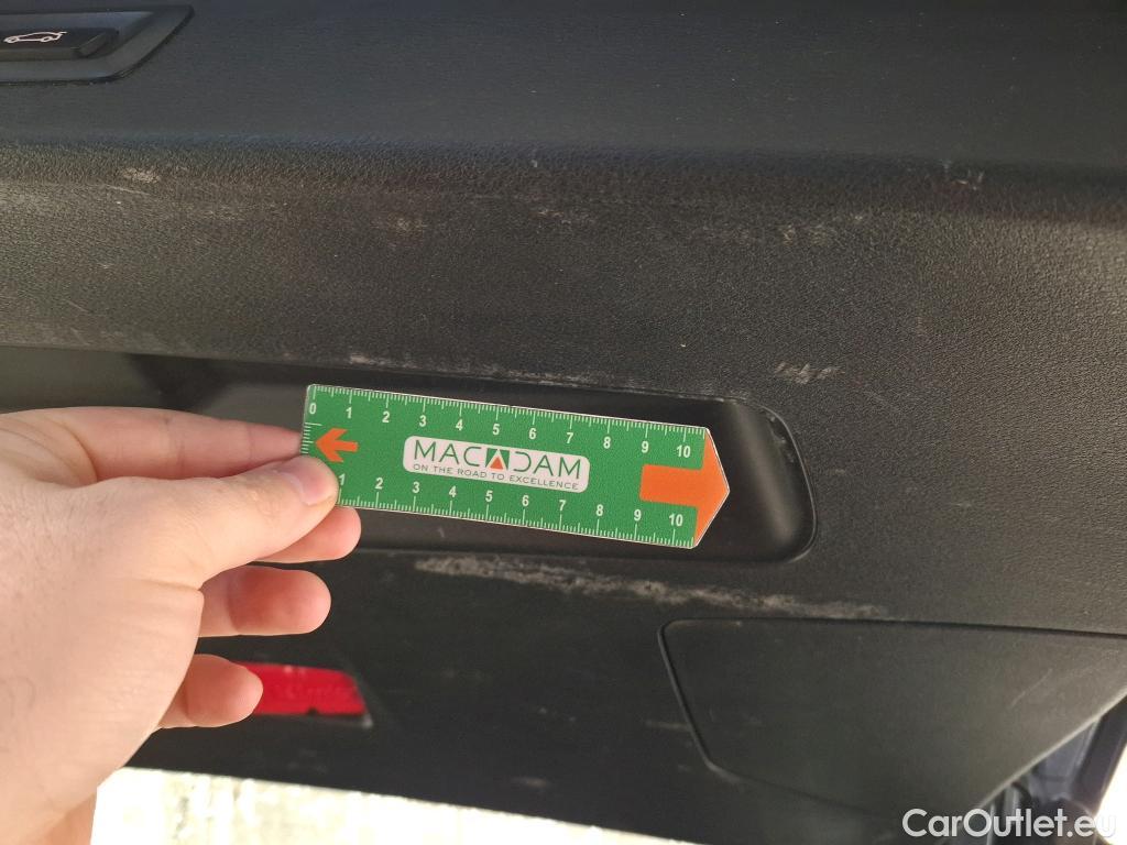  Bmw  X1 Série  sDrive18d Lounge 2.0 150CV BVA8 E6d #28