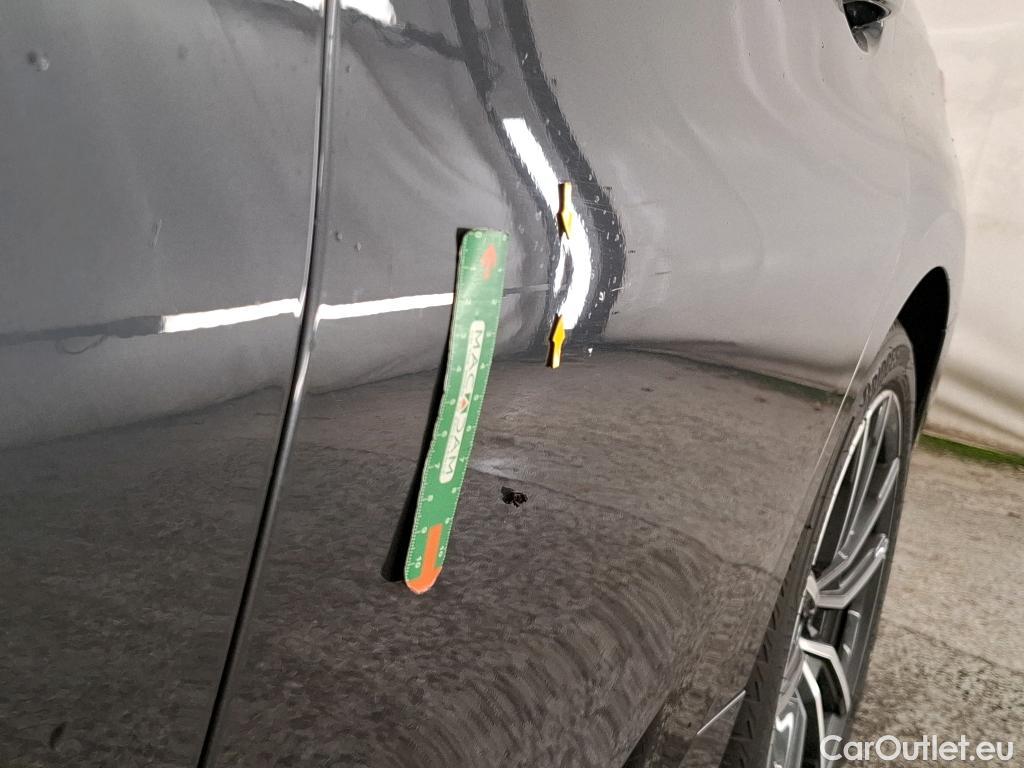  Bmw  Serie 3 BMW Série 3 Berline / 2018 / 4P / Berline 318d 150ch Business Design BVA8 #43