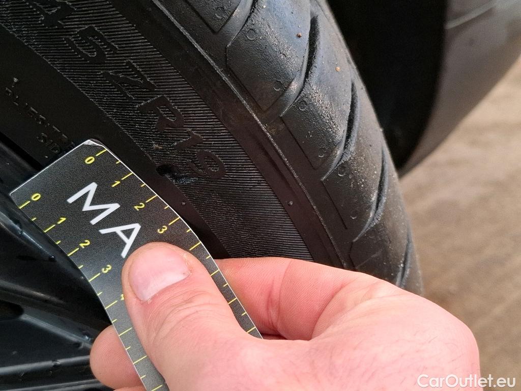  Hyundai  Tucson HYUNDAI  / 2018 / 5P / SUV 1.6 CRDI 136 HYBRID 48V DCT-7 N LINE EDI #5