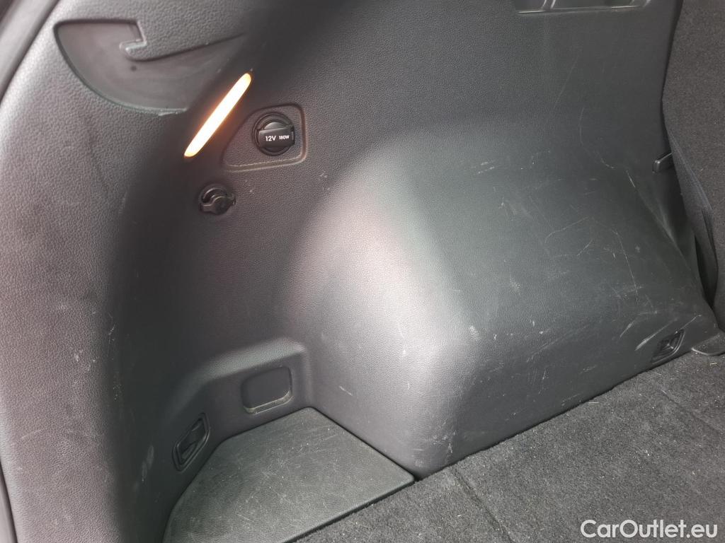  Hyundai  Tucson HYUNDAI  / 2018 / 5P / SUV 1.6 CRDI 136 HYBRID 48V DCT-7 N LINE EDI #39