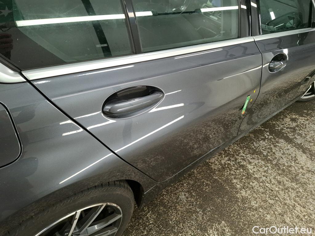  Bmw  Serie 3 BMW Série 3 Berline / 2018 / 4P / Berline 318d 150ch Business Design BVA8 #5