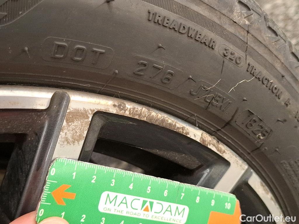  Bmw  Serie 3 BMW Série 3 Berline / 2018 / 4P / Berline 318d 150ch Business Design BVA8 #30