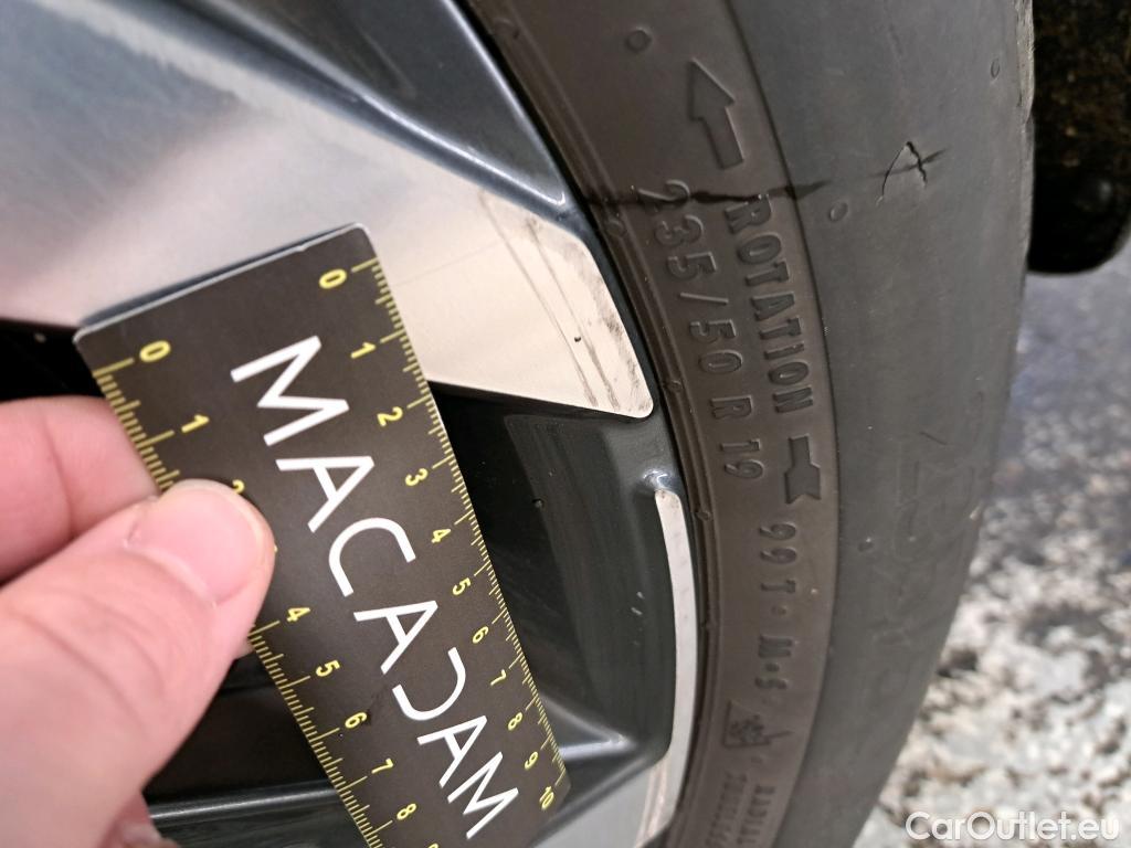  Hyundai  Tucson HYUNDAI  / 2020 / 5P / SUV 1.6 HYBRID 230 EXECUTIVE #27