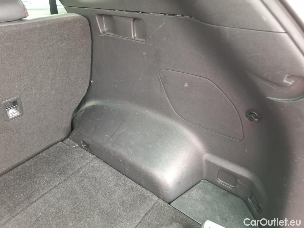  Hyundai  Tucson HYUNDAI  / 2018 / 5P / SUV 1.6 CRDI 136 HYBRID 48V DCT-7 N LINE EDI #43