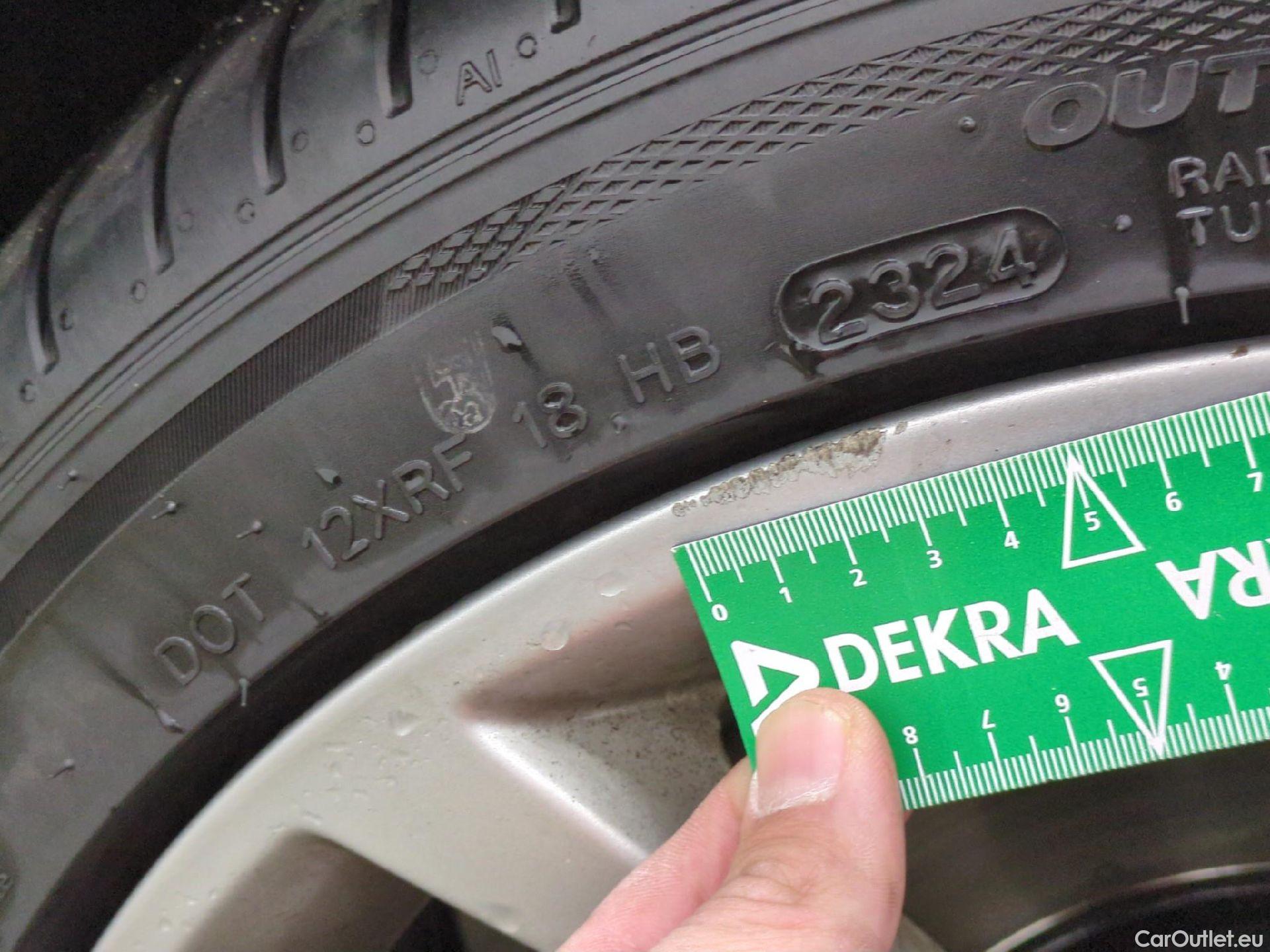  Audi  A4  Avant 35 TDI S line 2.0 TDI 165CV BVA7 E6d #9