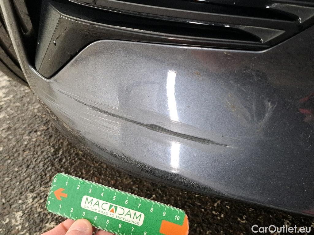  Bmw  Serie 3 BMW Série 3 Berline / 2018 / 4P / Berline 318d 150ch Business Design BVA8 #12