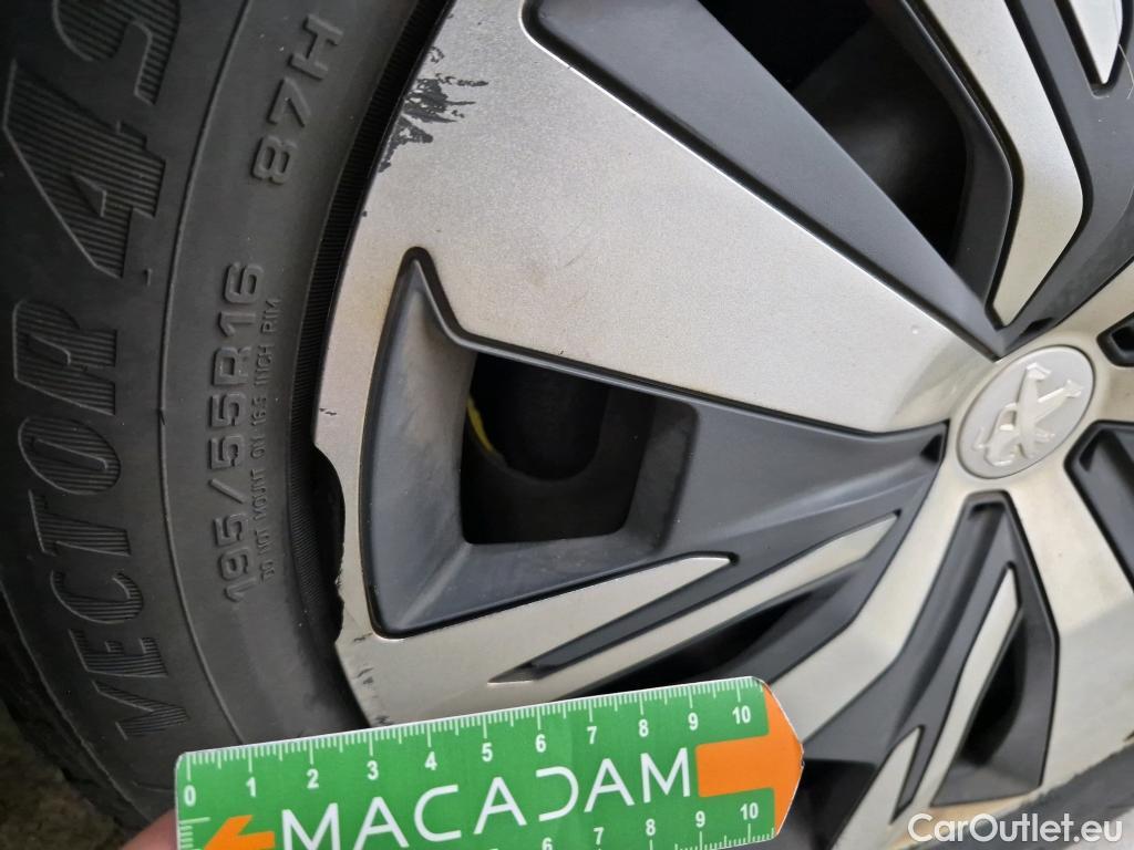  Peugeot  208  Active Business 1.5 HDi 100CV BVM6 E6d #87