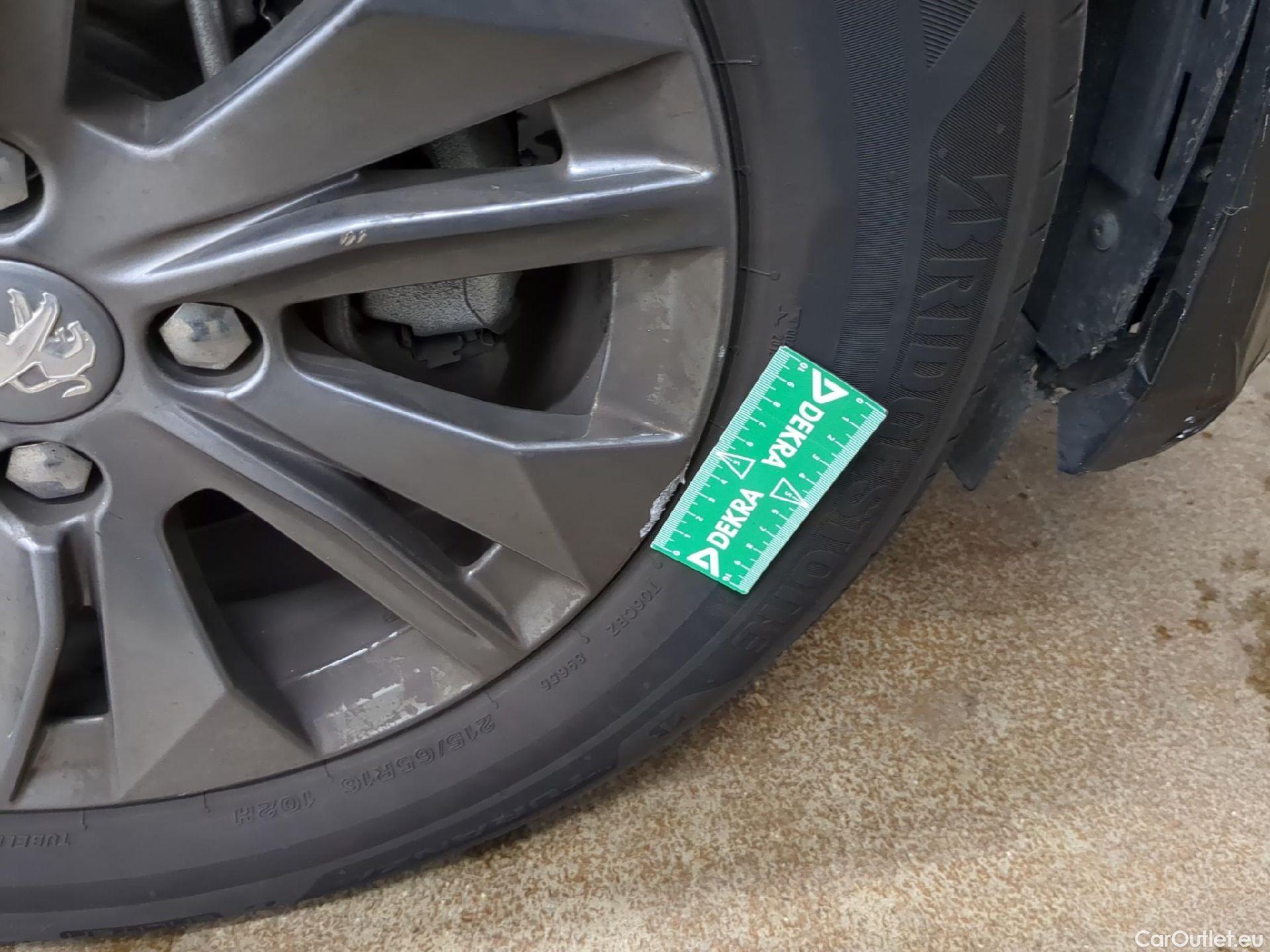  Peugeot  2008  Active Pack 1.5 HDi 110CV BVM6 E6d #12