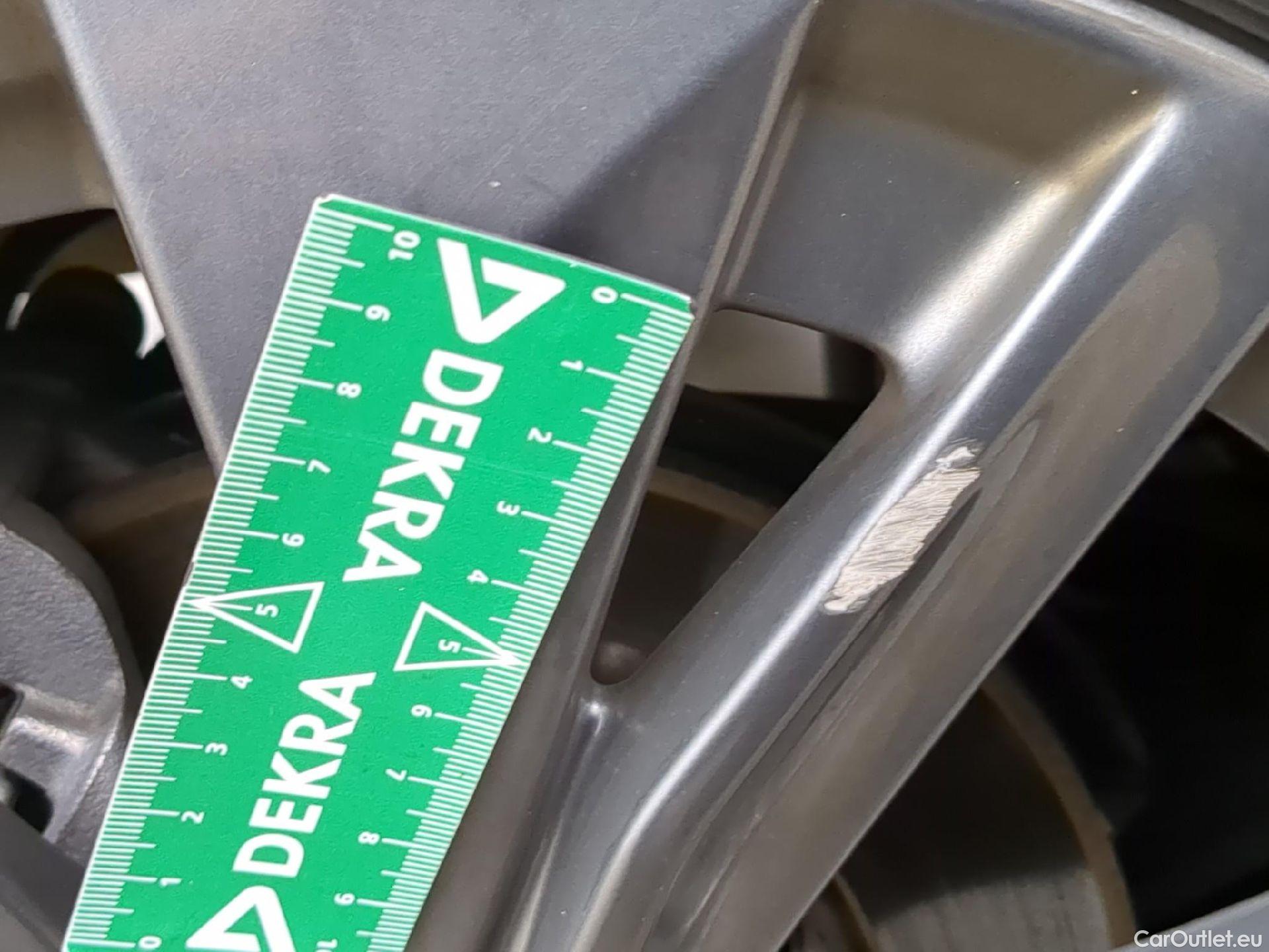  Peugeot  2008  Active Pack 1.5 HDi 110CV BVM6 E6d #8