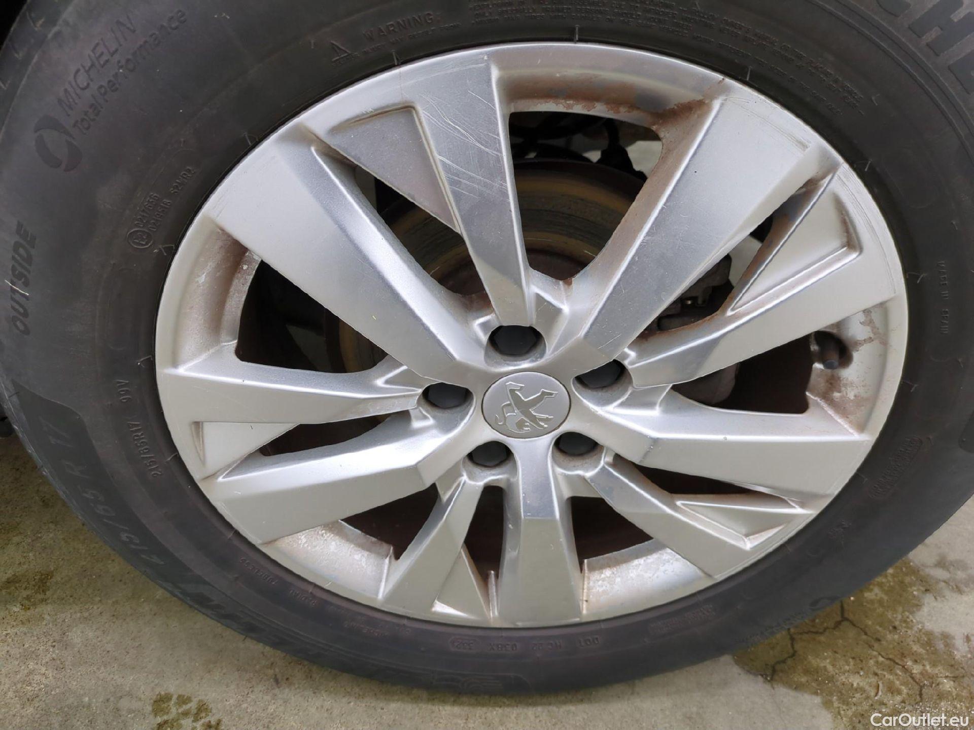  Peugeot  3008  Active Business 1.6 HDi 120CV BVM6 E6 #21