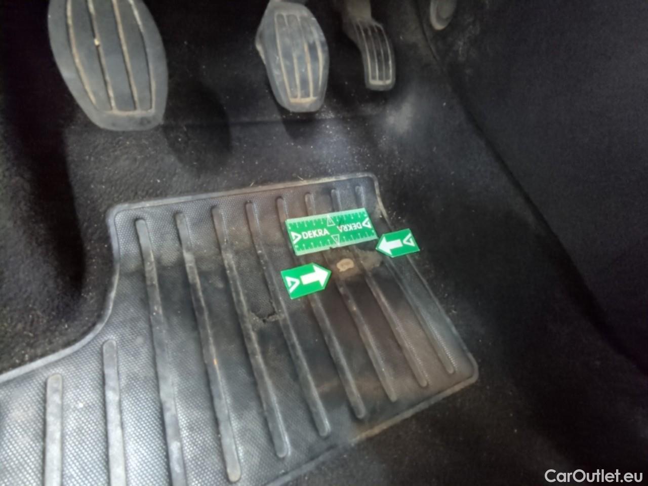  Peugeot  2008  Active Pack 1.5 HDi 110CV BVM6 E6d #1