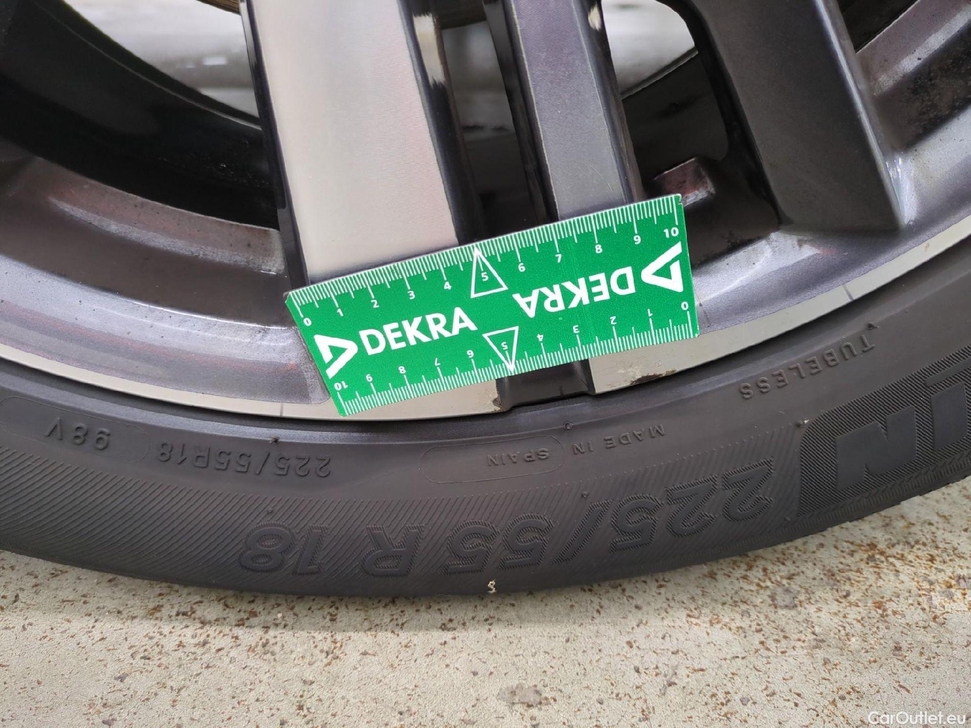  Peugeot  3008  Allure Pack 1.5 HDi 130CV BVA8 E6d #9