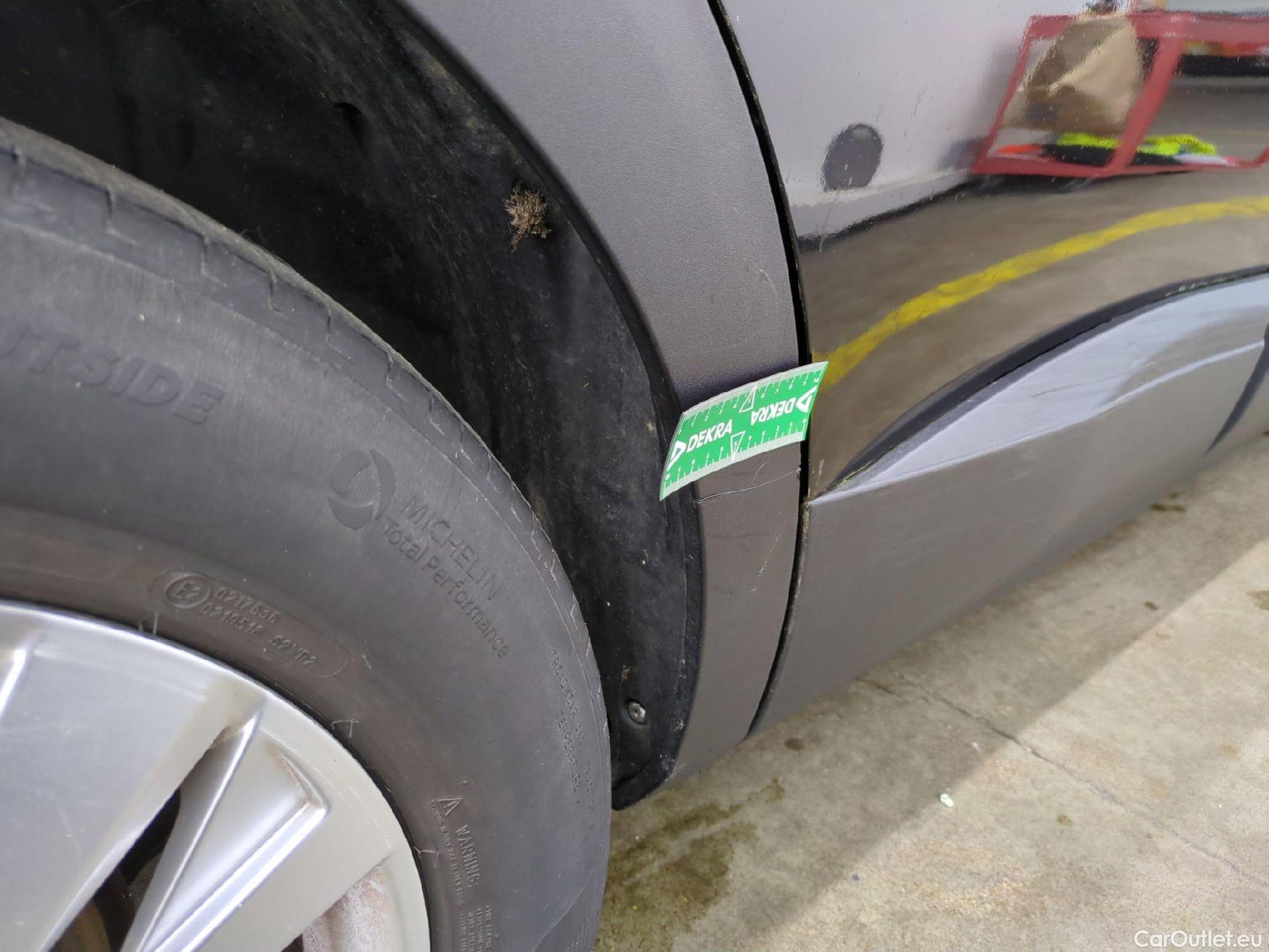  Peugeot  3008  Active Business 1.6 HDi 120CV BVM6 E6 #32