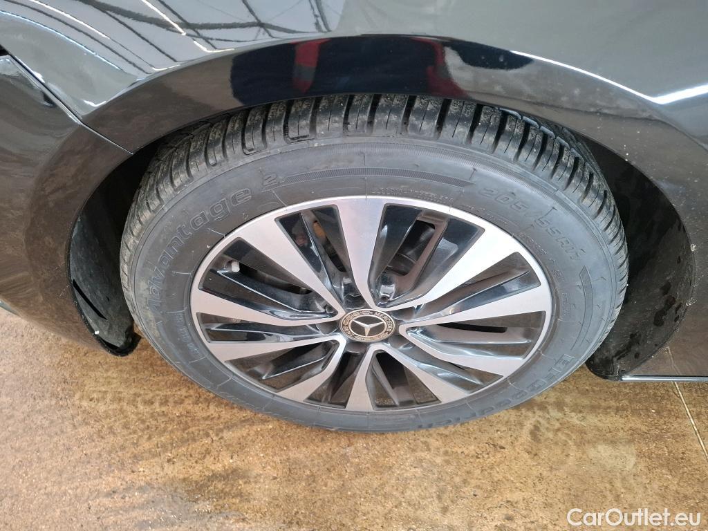  Mercedes  A-Klasse MERCEDES-BENZ Classe A Compact / 2018 / 5P / Berline A 180 Business Line 7G-DCT #17