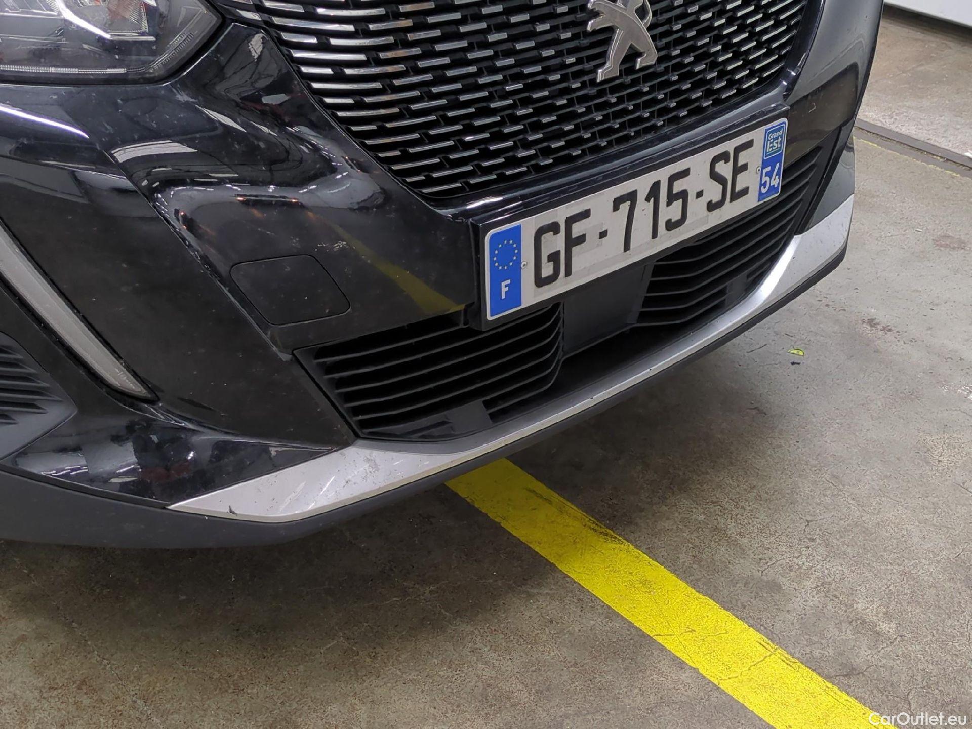  Peugeot  2008  Allure Pack 1.5 HDi 130CV BVA8 E6d #4