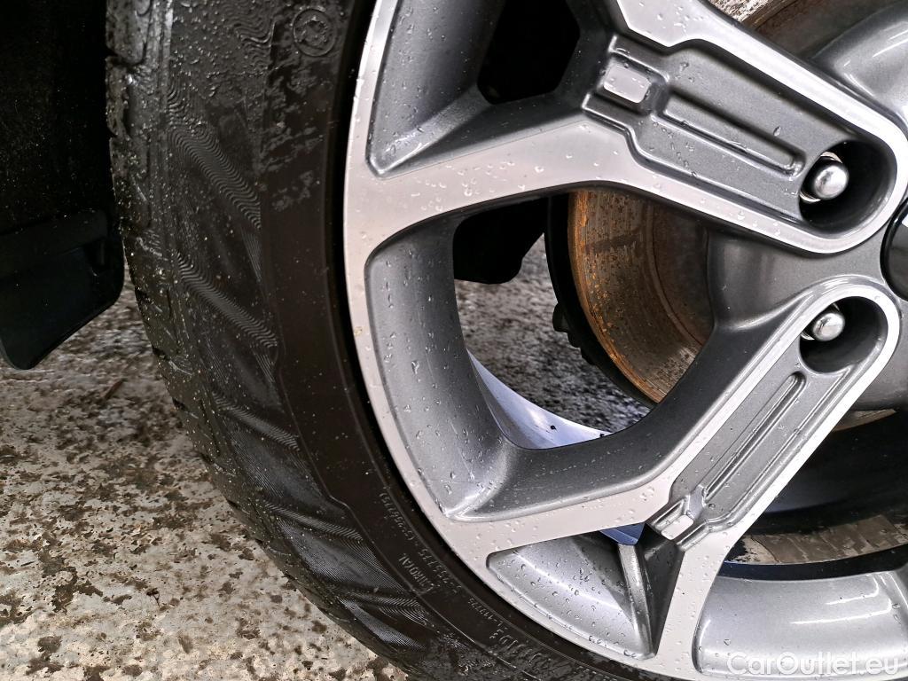  KIA  XCeed KIA  / 2019 / 5P / Crossover 1.6 CRDI 136 ISG MHEV DESIGN DCT7 #27