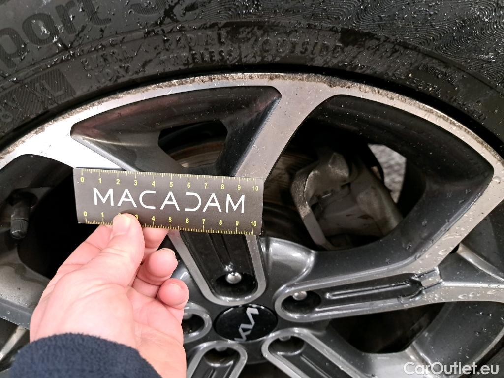  KIA  XCeed KIA  / 2019 / 5P / Crossover 1.6 CRDI 136 ISG MHEV DESIGN DCT7 #9