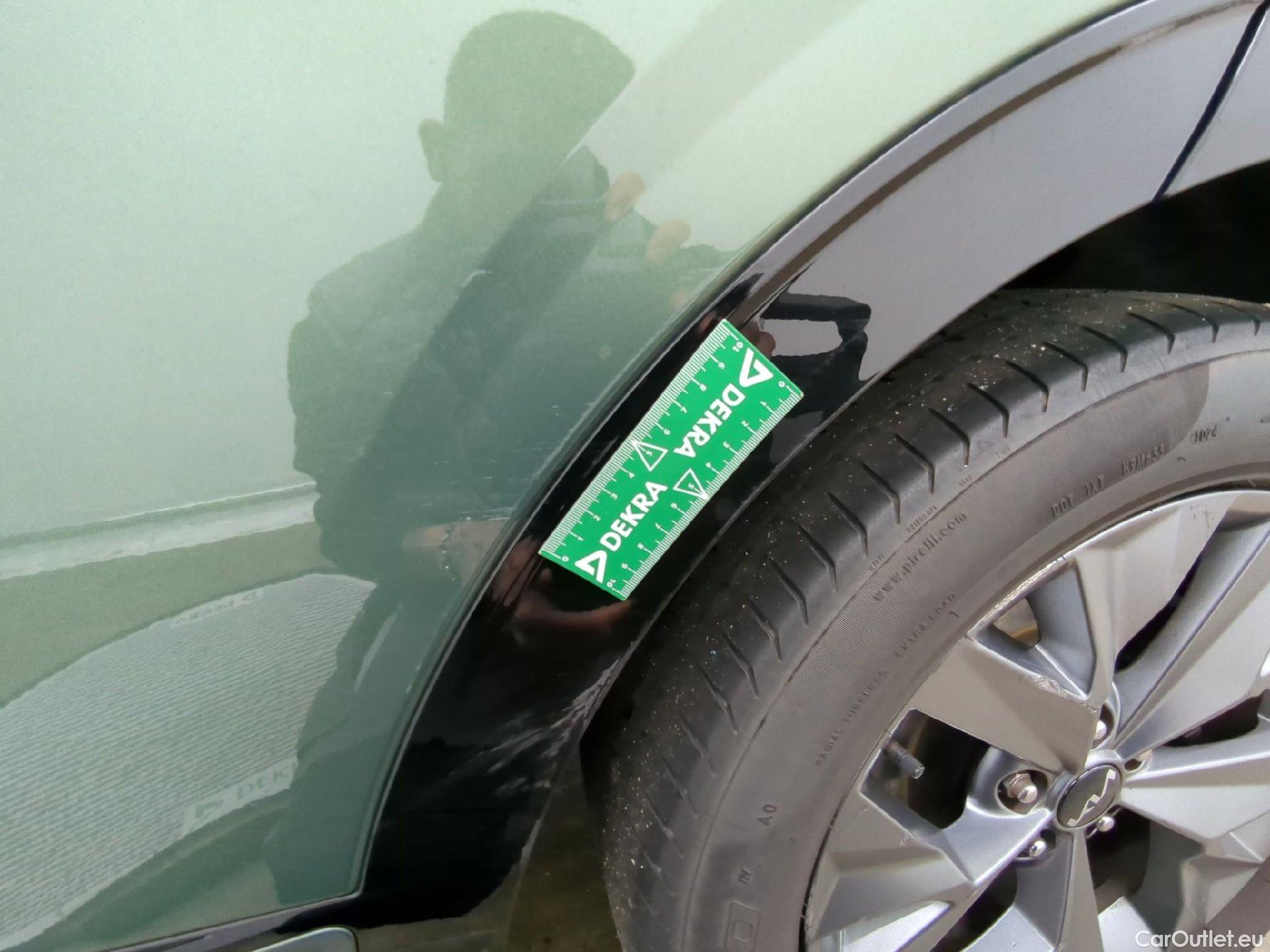  KIA  Sportage  GT-Line Premium Hybrid 1.6 T-GDi 230CV BVA6 E6d #37