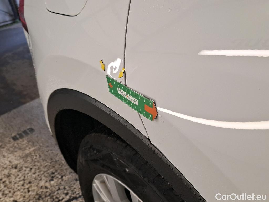  Volkswagen  Tiguan VOLKSWAGEN  / 2020 / 5P / SUV 2.0 TDI 150 DSG7 LIFE PLUS #10