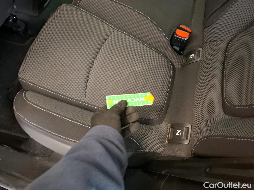  Renault  Megane  IV Estate Evolution 1.5 dCi 115CV BVA7 E6d #18