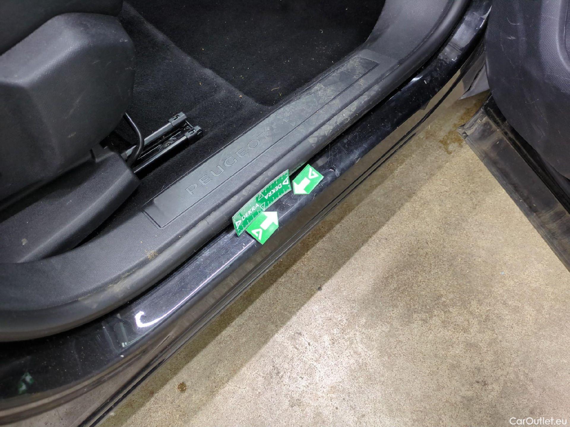  Peugeot  3008  Active Business 1.6 HDi 120CV BVM6 E6 #57