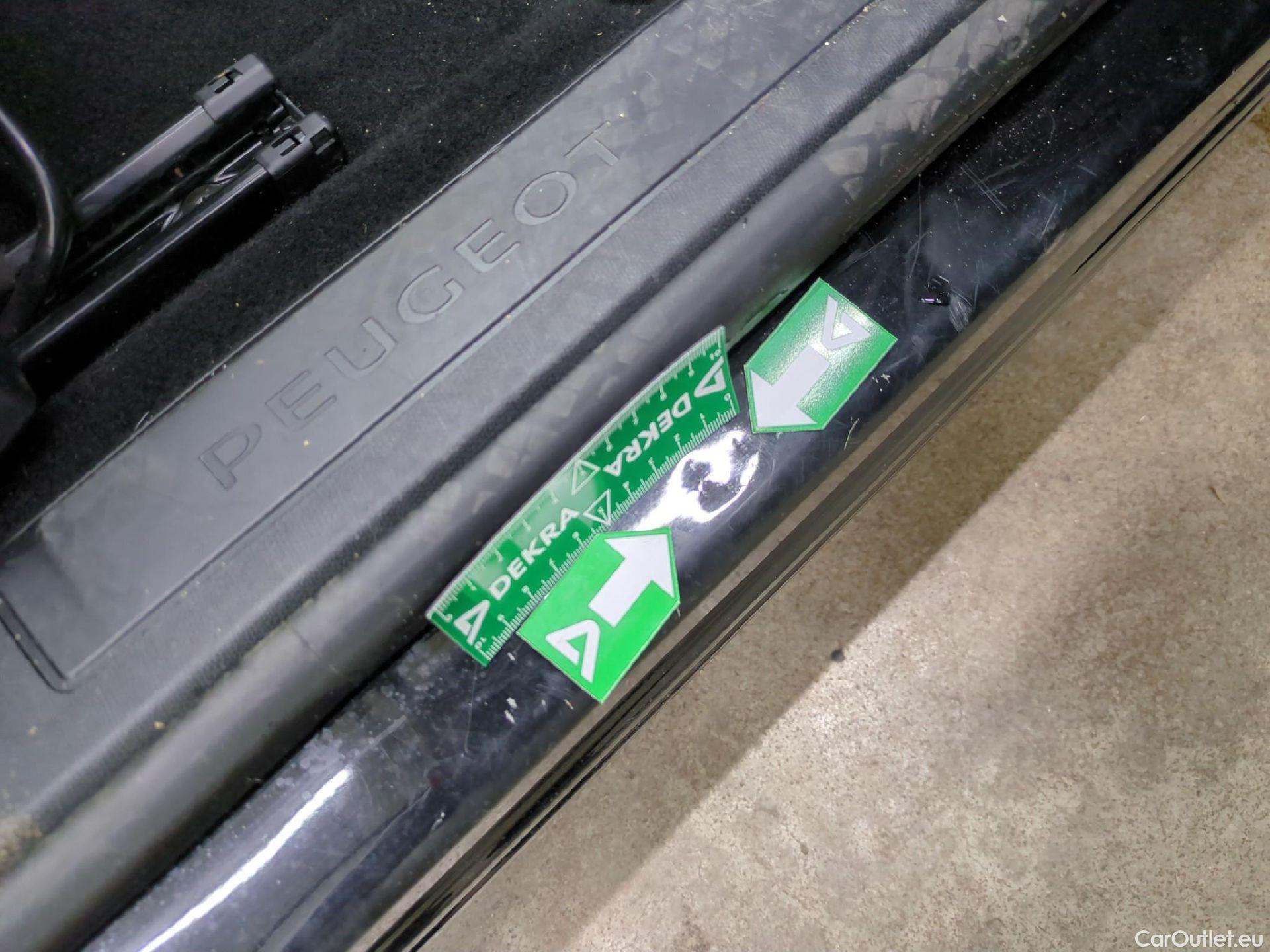  Peugeot  3008  Active Business 1.6 HDi 120CV BVM6 E6 #58