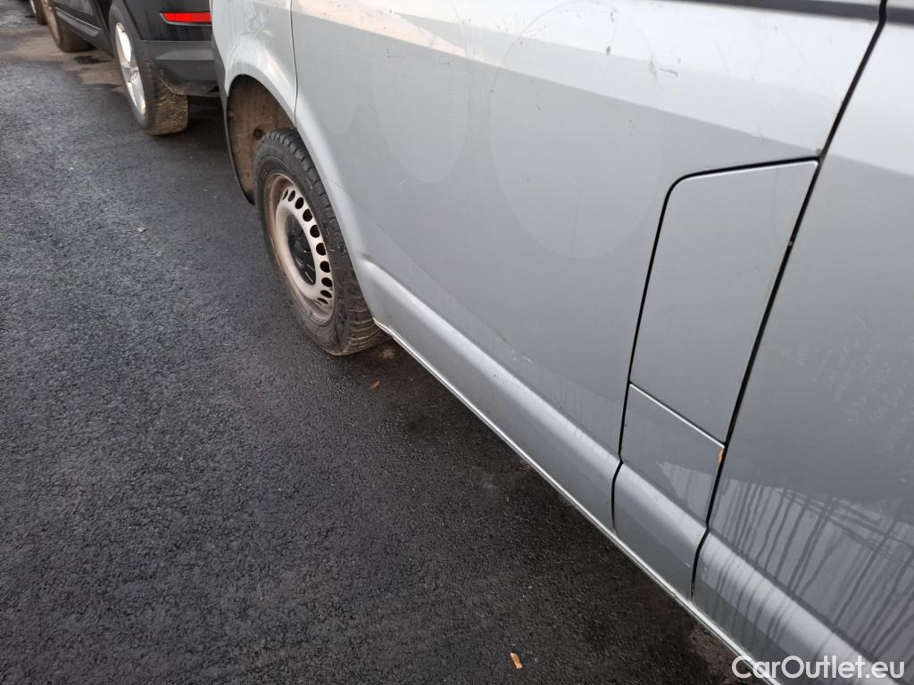  Volkswagen  Transporter T6  Fourgon 2.0 100CV BVM5 #25