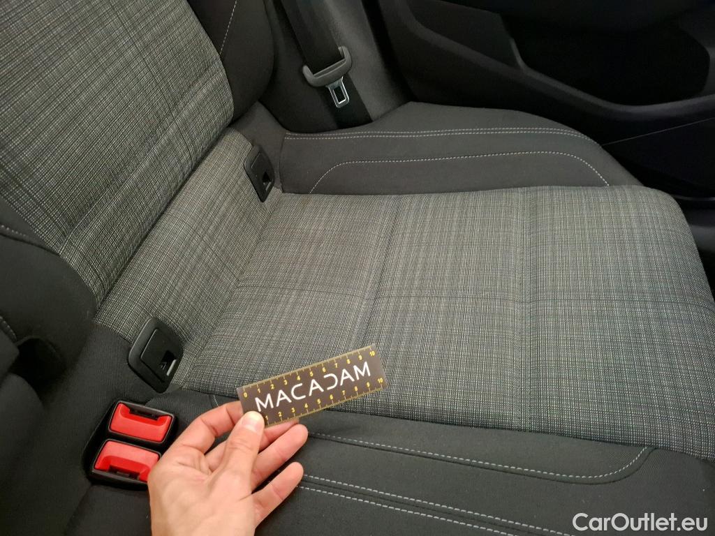  Volkswagen  Passat  Berline Business 2.0 TDI 120CV BVA7 E6d #8