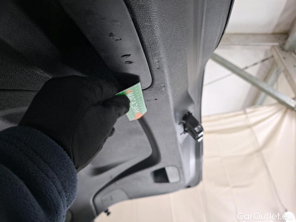  Renault  Megane  IV Estate Evolution 1.5 dCi 115CV BVA7 E6d #9