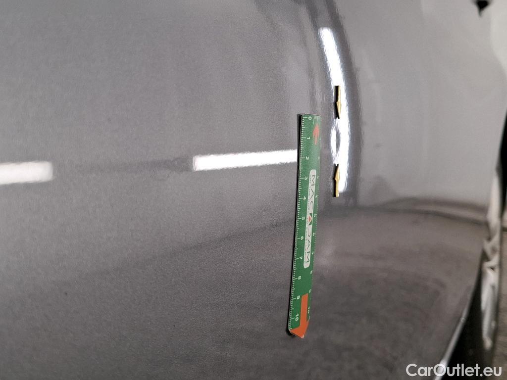  Peugeot  308 PEUGEOT  / 2017 / 5P / Berline BlueHDi 130 EAT6 S&S ACTIVE BUSINESS #2