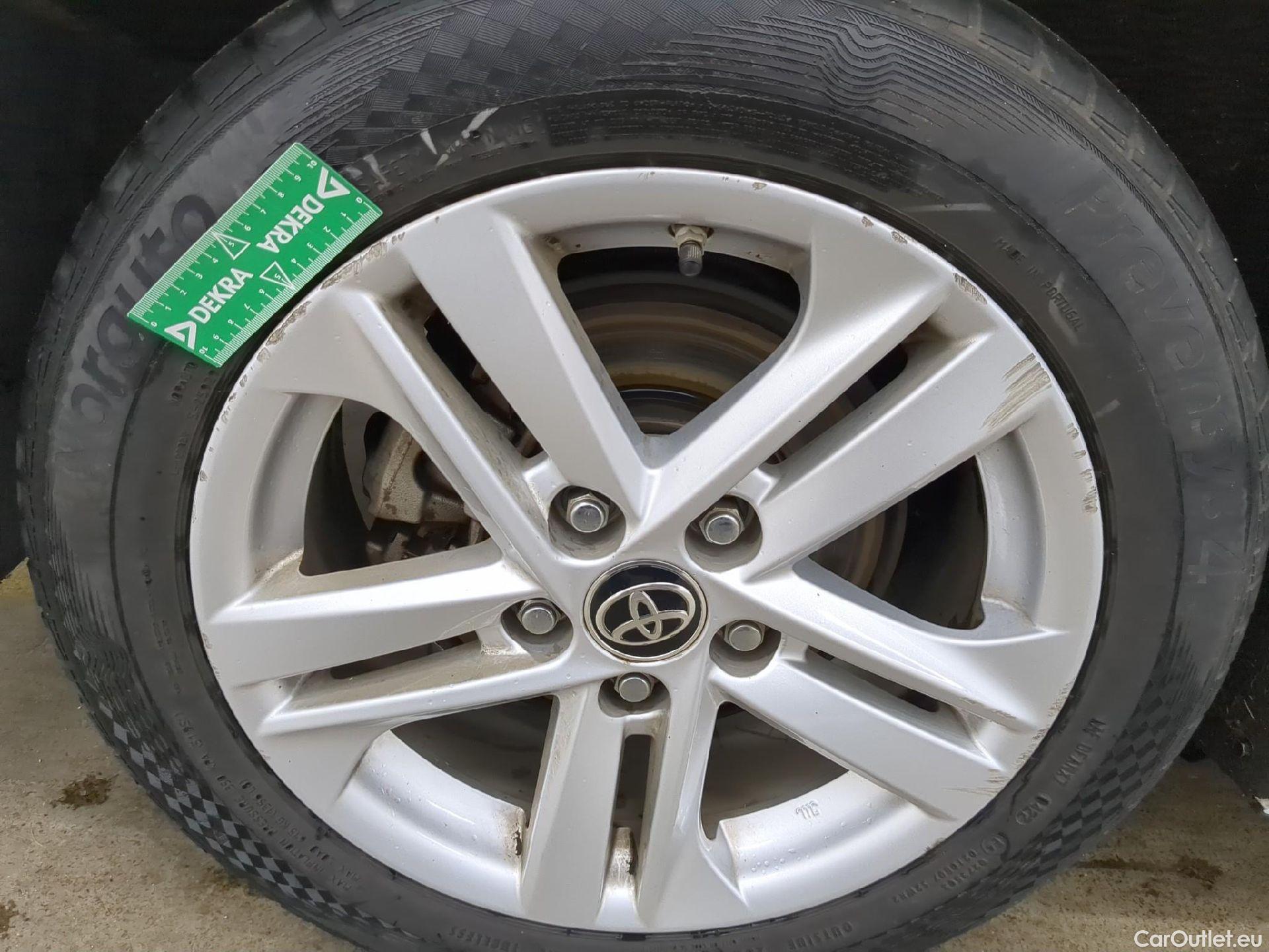  Toyota  Corolla TOYOTA  Touring Sports / 2018 / 5P / Break Hybride 122h Dynamic Business Stage Acad #7