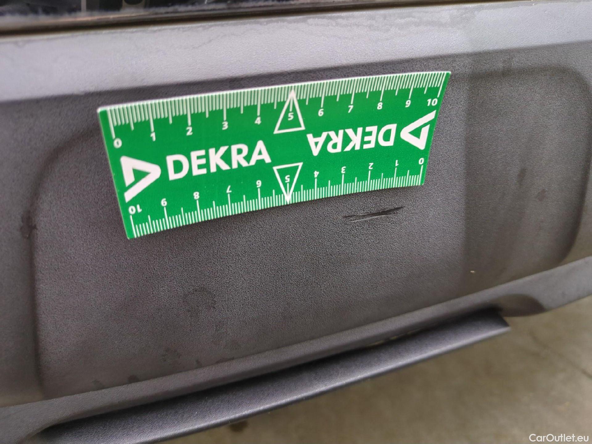  Peugeot  3008  Active Business 1.6 HDi 120CV BVM6 E6 #90