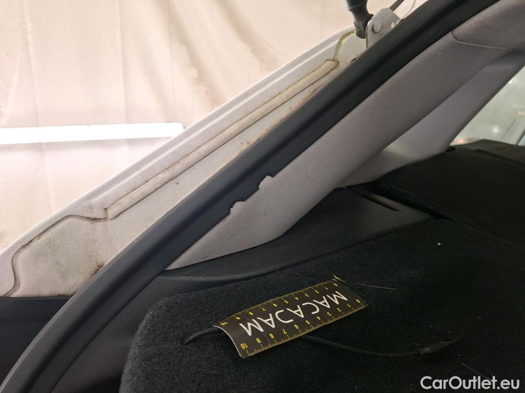  Hyundai  Konna Kona / 2020 / 5P / SUV 1.6 CRDI 136 HYBRID 48V DCT-7 BUSINESS / TRANSFO VP/VF #17