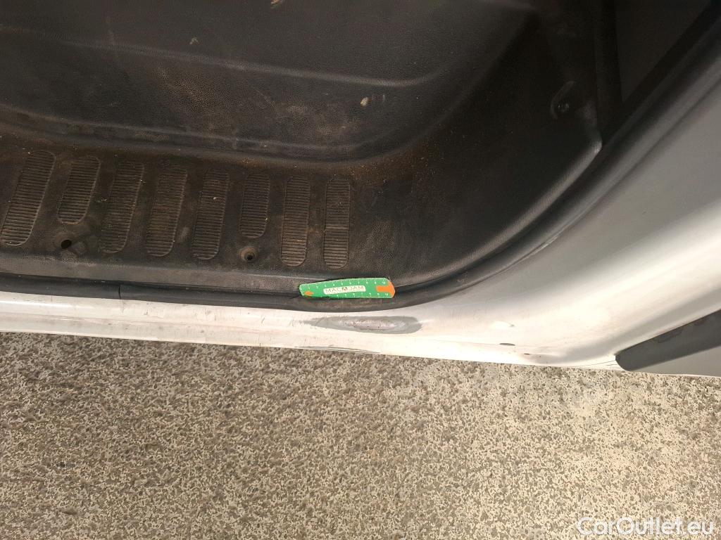  Nissan  NV400 NISSAN  / 2014 / 4P / Fourgon tôlé L2H2 2.3 dCi 165 EUVI S/S 3t5 N-Connecta #59