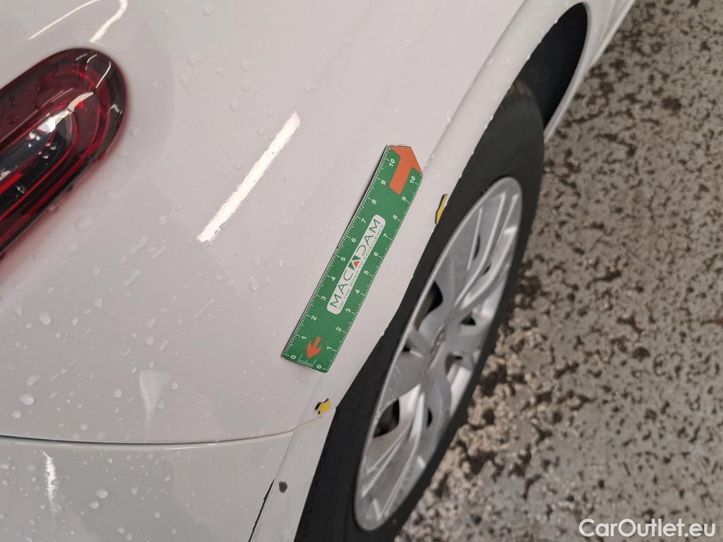  Peugeot  208  Affaire Premium Pack 1.5 HDi 100CV BVM5 E6dT #14