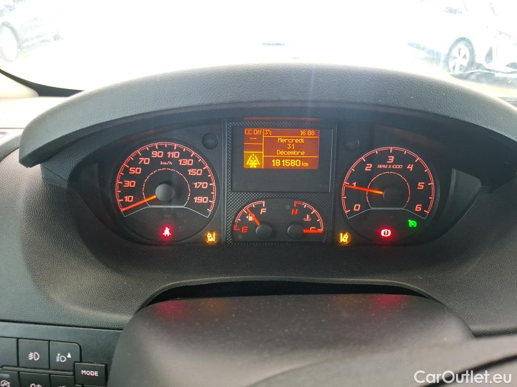  Citroen  Jumper CITROEN  / 2014 / 4P / Fourgon tôlé 35 L3H3 BlueHDi 140 S&S BVM6 Driver #74