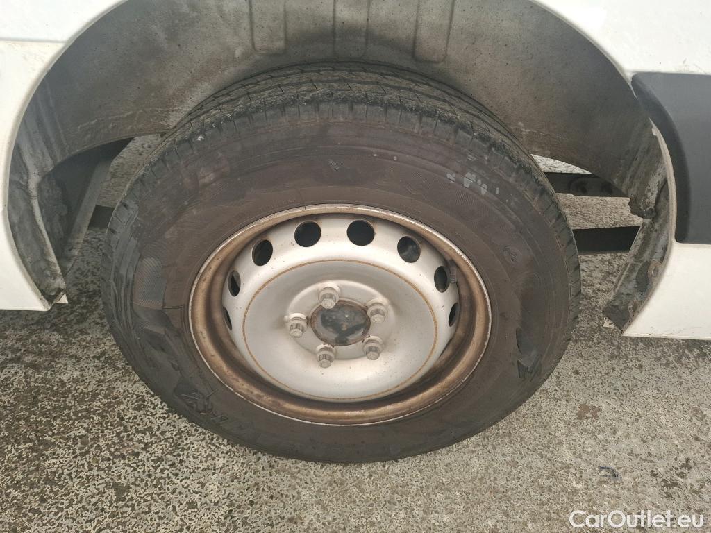  Nissan  NV400 NISSAN  / 2014 / 4P / Fourgon tôlé L2H2 2.3 dCi 165 EUVI S/S 3t5 N-Connecta #89