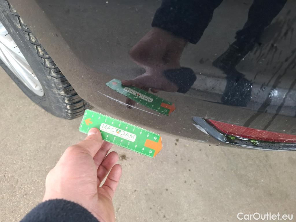  Volkswagen  Touran  IQ.Drive Start-Stop 2.0 TDI 150CV BVA7 E6dT #18