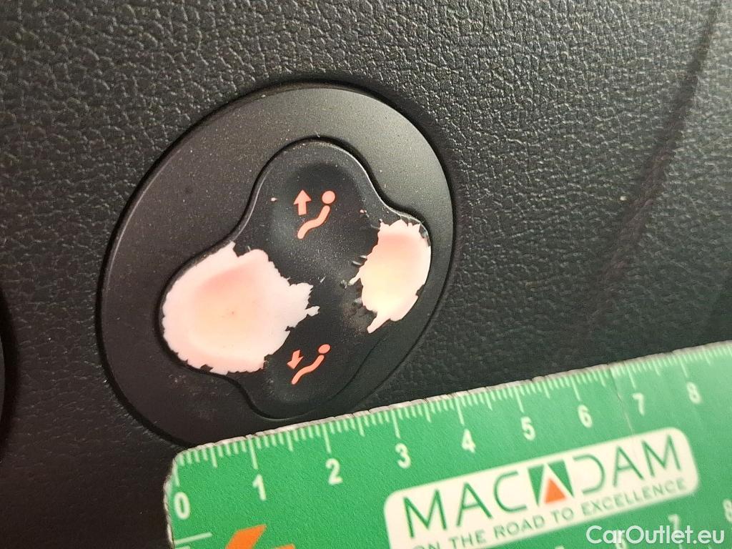  Nissan  NV400 NISSAN  / 2014 / 4P / Fourgon tôlé L2H2 2.3 dCi 165 EUVI S/S 3t5 N-Connecta #80