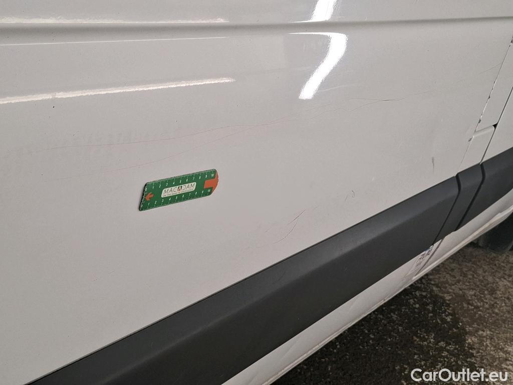  Nissan  NV400 NISSAN  / 2014 / 4P / Fourgon tôlé L2H2 2.3 dCi 165 EUVI S/S 3t5 N-Connecta #33