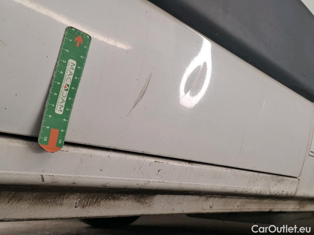  Nissan  NV400 NISSAN  / 2014 / 4P / Fourgon tôlé L2H2 2.3 dCi 165 EUVI S/S 3t5 N-Connecta #31