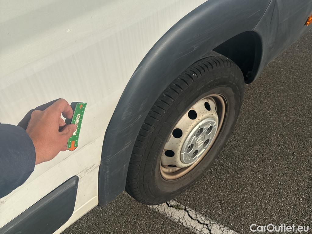  Fiat  Ducato FIAT  VU 4p Fourgon Maxi 3 5 XL H2 2 3 Mjet 130 Pack Pro Nav #105