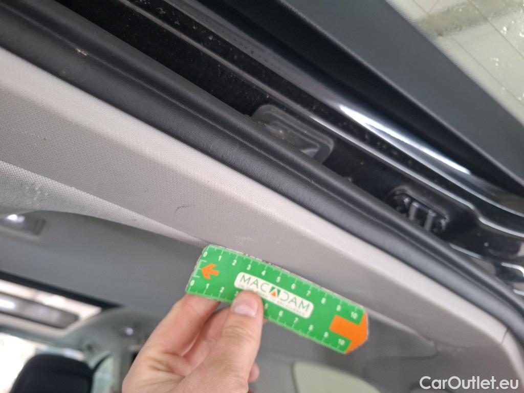  Volkswagen  Touran  IQ.Drive Start-Stop 2.0 TDI 150CV BVA7 E6dT #34