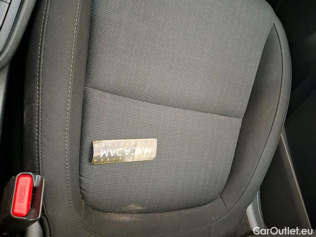  Hyundai  Konna Kona / 2020 / 5P / SUV 1.6 CRDI 136 HYBRID 48V DCT-7 BUSINESS / TRANSFO VP/VF #38