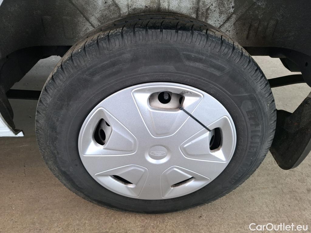  Ford  Transit FORD  Custom  2018  4P  Fourgon tôlé 20 ECOBLUE 130 300 L1H1 TREND BUSINESS #31