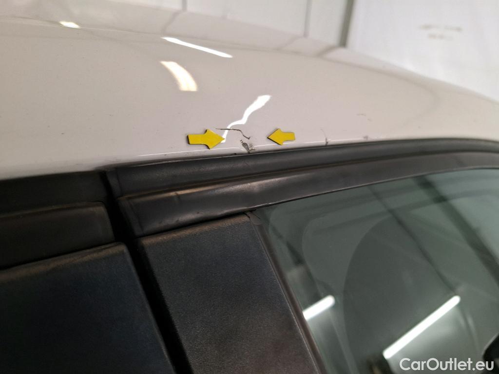  Citroen  C3  Société Feel 1.5 BlueHDI 100CV BVM6 E6d #17