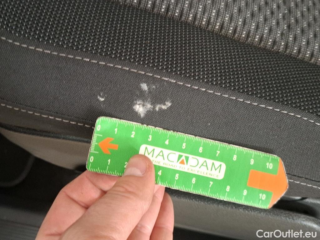  Volkswagen  Touran  IQ.Drive Start-Stop 2.0 TDI 150CV BVA7 E6dT #3