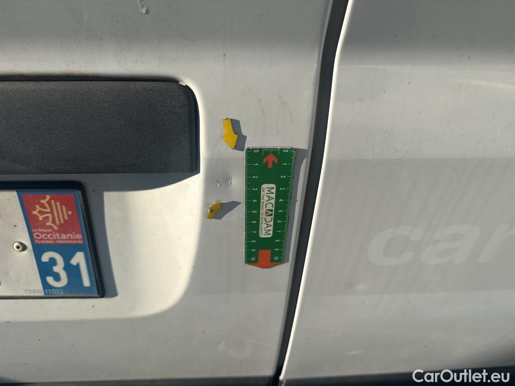  Fiat  Ducato FIAT  VU 4p Fourgon Maxi 3 5 XL H2 2 3 Mjet 130 Pack Pro Nav #11